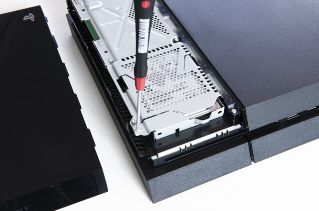 Playstation 4 Festplatte austauschen, Schritt 10