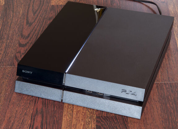 Playstation 4 im Test: Das Design der Konsole