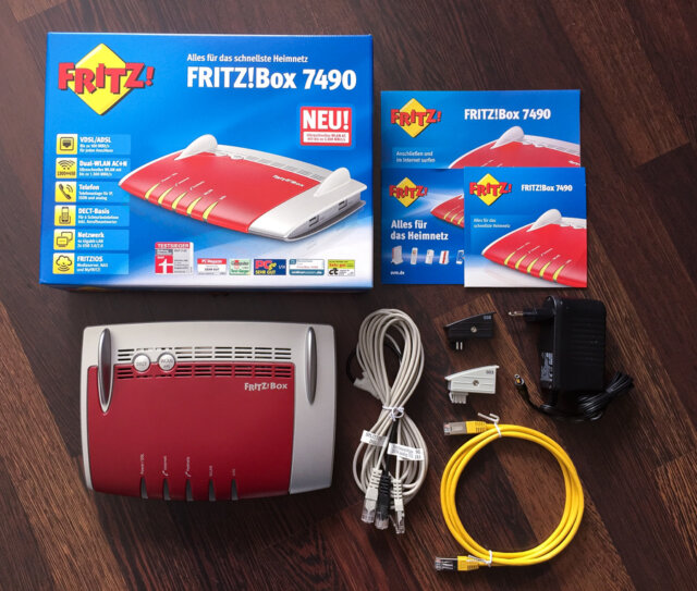 FritzBox 7490 Router: Der Lieferumfang