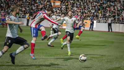 FIFA 15 für die PS4 im Test (Screenshot)