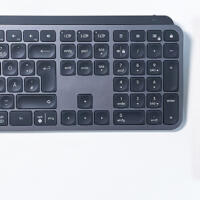 Logitech MX Master 3 Maus und MX Keys Tastatur mit MEER DER IDEEN Mauspad ohne Beleuchtung