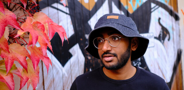 Auch oversized Bucket Hats finden sich im Sortiment von BigBrains